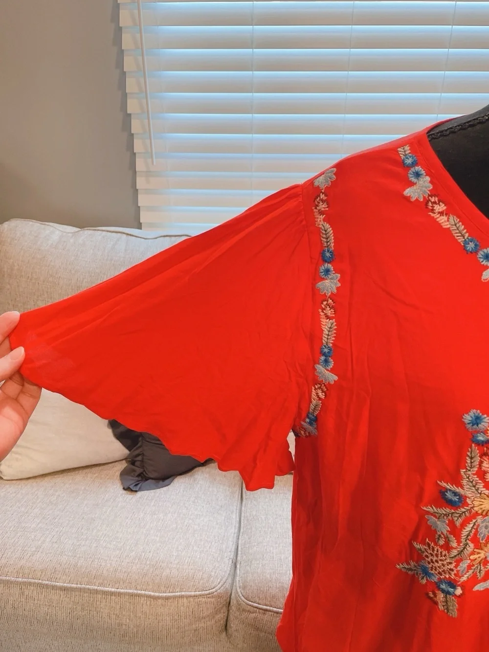 New With Tags Entro Red Embroidered Mini Dress Size XL - Picture 3 of 8